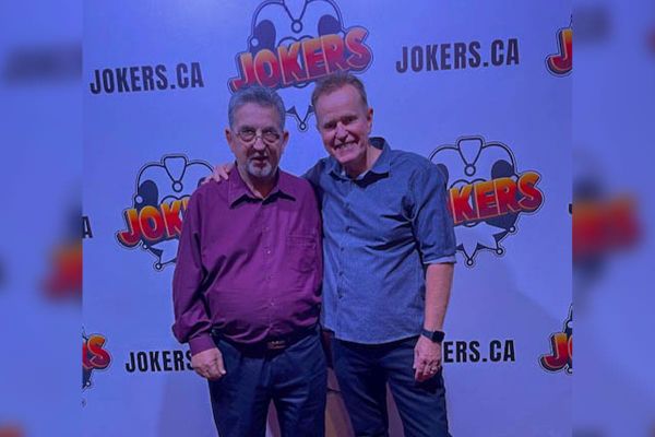 Honora comedian performs at the Michael J. Fox Parkinson Foundation fundraiser