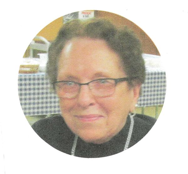 ANNABELLE SMELTZER