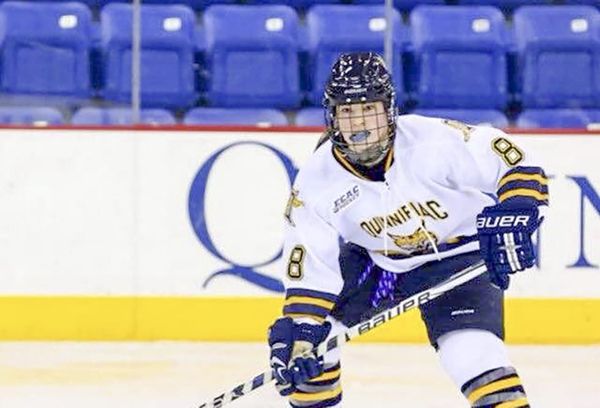 Wiky hockey player signs with new US pro women’s hockey league