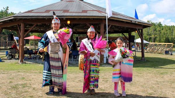 Chief thanks ‘pandemic warriors’ at Wawaskinaga Powwow