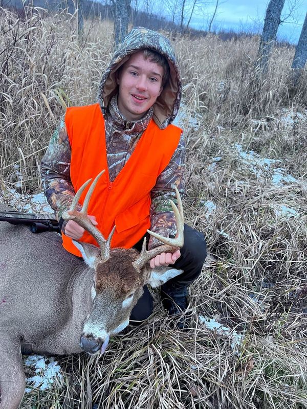 Eight deer entered in Tom’s Big Buck Roundup!