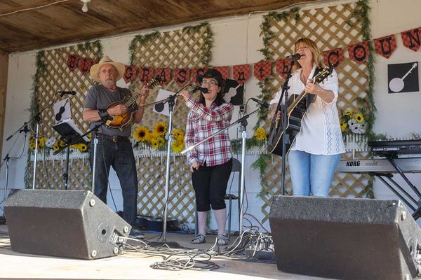 Bluegrass in the Country’s 10th anniversary