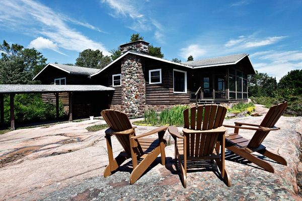 Killarney Mountain Lodge to remain open for business despite an early morning fire