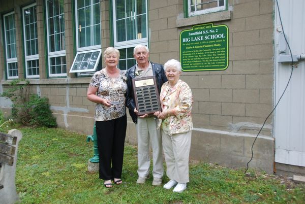 Marlene and Darrell Dewar named Ward 3 Citizens of the Year