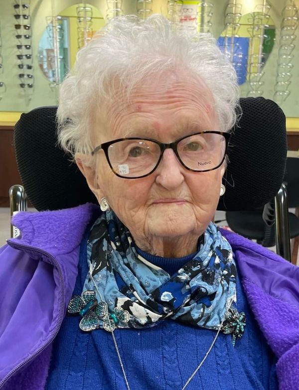 GERALDINE ROBINSON