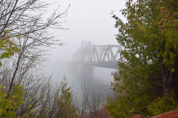 Ghost bridge