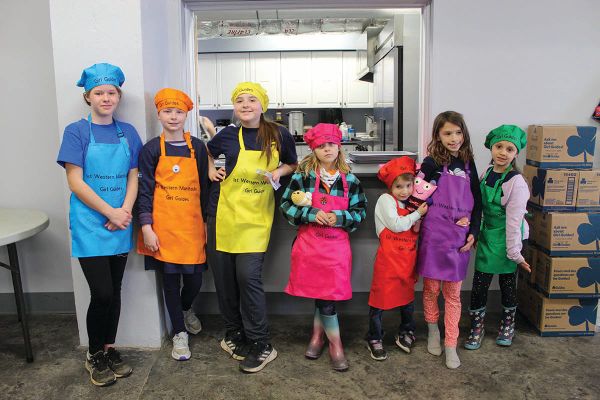 Guides celebrate a Mother’s Day market