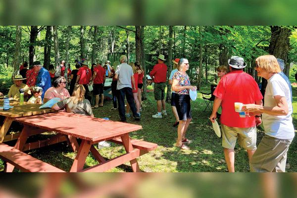 Ice Lake Picnic!