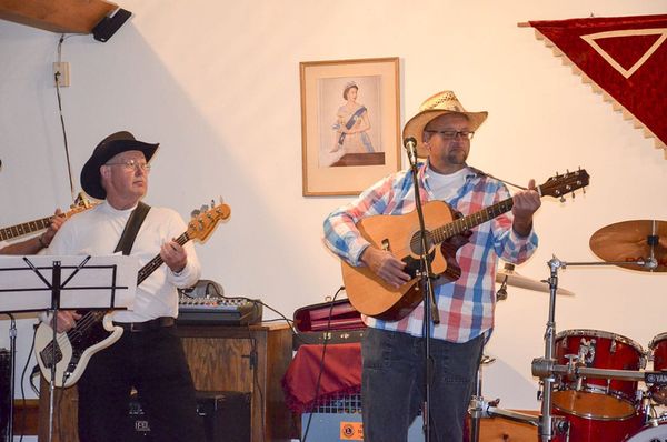 Tehkummah celebration for Great Northern Opry inductee Jeff Gilmore