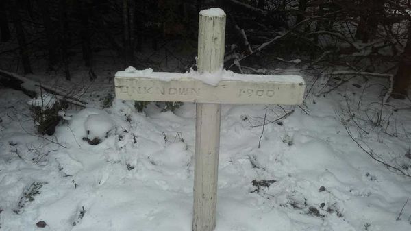 Seasonal resident trying to solve mystery of deceased man
