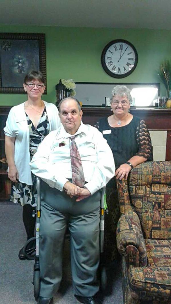 Manitoulin Lodge resident receives Jarlette Making a Difference Award