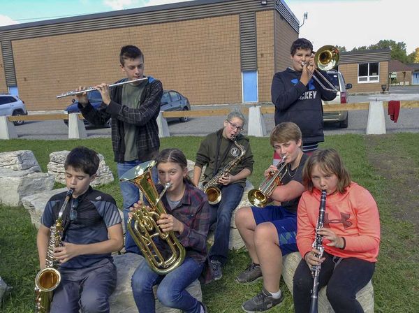 CMPS, C.C. McLean and MSS recipients of Joan Mantle Music Trust