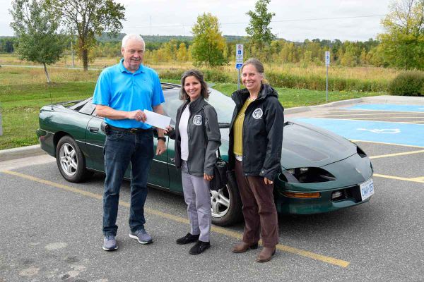 Espanola’s Knight Cruisers car club donates to Manitoulin Sudbury Victim Services
