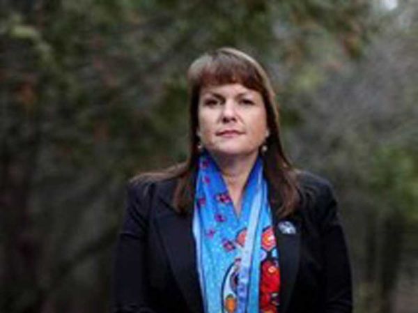 Dr. Dawn Lavell-Harvard to receive the 2018 Spirit of Barbra Schlifer Award 