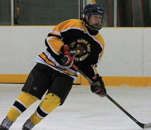 US champion determined to find Gore Bay youth a donor kidney