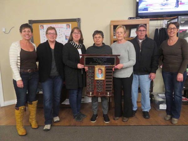 Bev McDermid rink wins Mindemoya Curling Club ladies’ bonspiel
