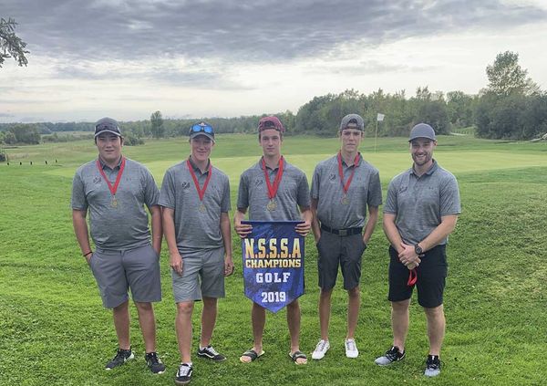 Manitoulin Secondary golf team completes very successful season
