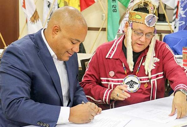 Ontario and Anishinabek Nation sign agreement to support children, youth and families