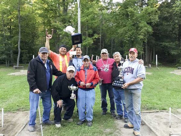 Rainbow Ringers host annual horseshoe tournament