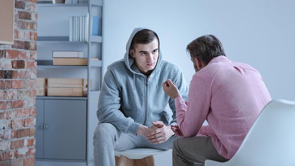 Use COVID-19 knowledge to combat drug deaths, Ontario drug strategy group says