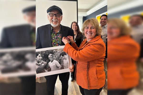 Hockey legend Reggie Leach honoured with King Charles III coronation medal