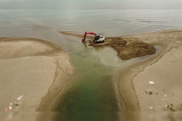 Mindemoya River at Providence Bay again dredged for spawning salmon