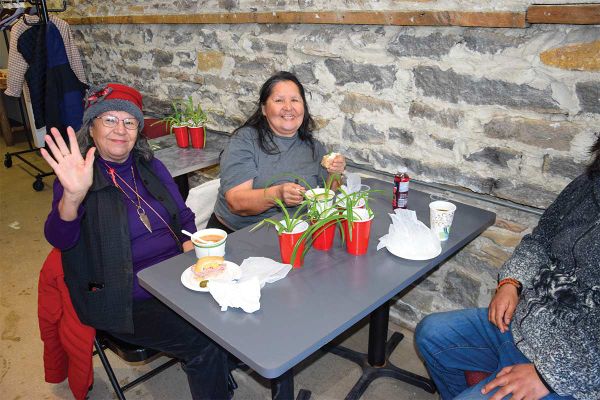 Debajehmujig hosts another successful Seed Swap