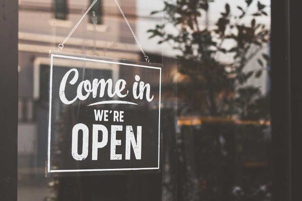 Ontario Further Eases Restrictions on Retail Stores and Essential Construction During COVID-19