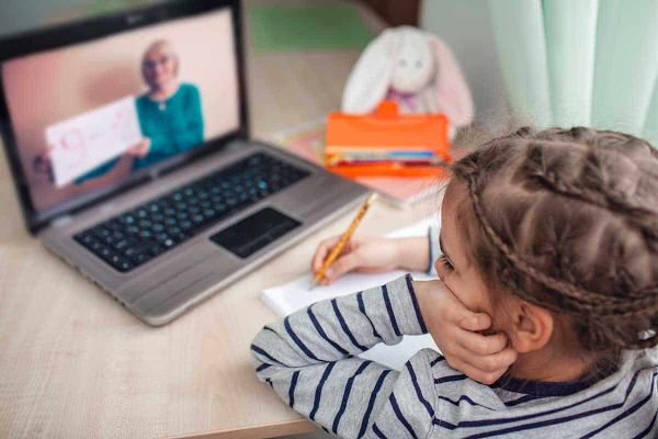 RDSB tells families to prep for possible learn-from-home mandate