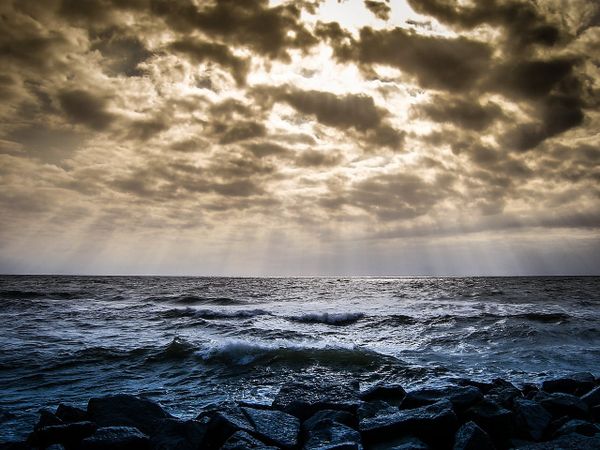 Wind gusts to 90 km/h are expected this afternoon