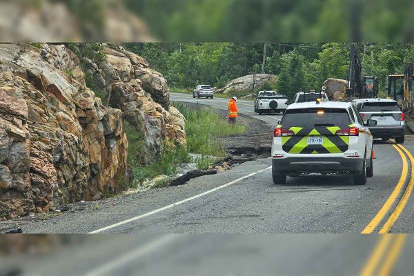 Citizen challenges Ontario to provide alternate routing after Hwy 6 closure