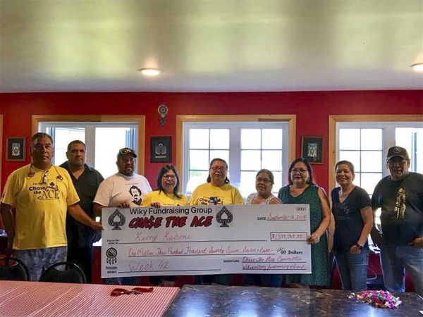 Edmonton woman wins Wiky’s ‘Chase the Ace’