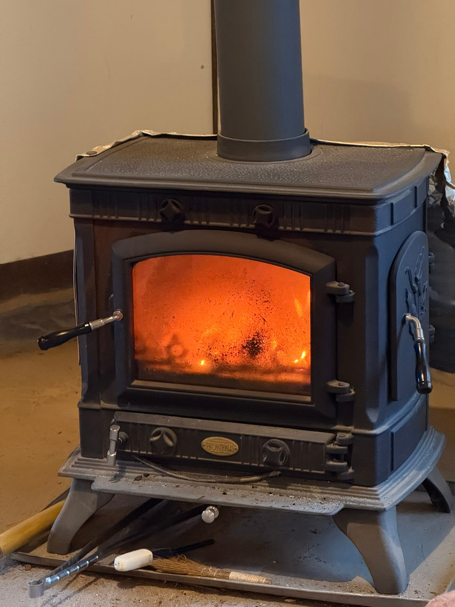 大廳可愛的火爐