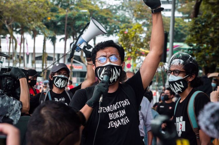 With #Lawan, are Malaysian youths next on anti-democracy propagandists' sights?