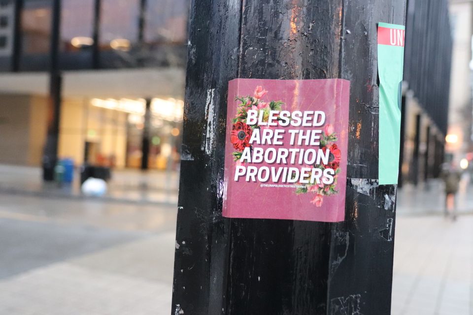 Doctors Resign in Protest From Kansas Abortion Clinic After Med Spa Owner Allegedly Made Medical Director