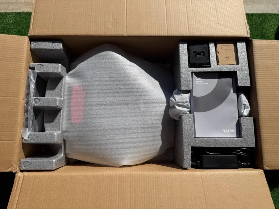 MOVA LiDAX Ultra 2000 box includes extra packing and cushioning for shipping support
