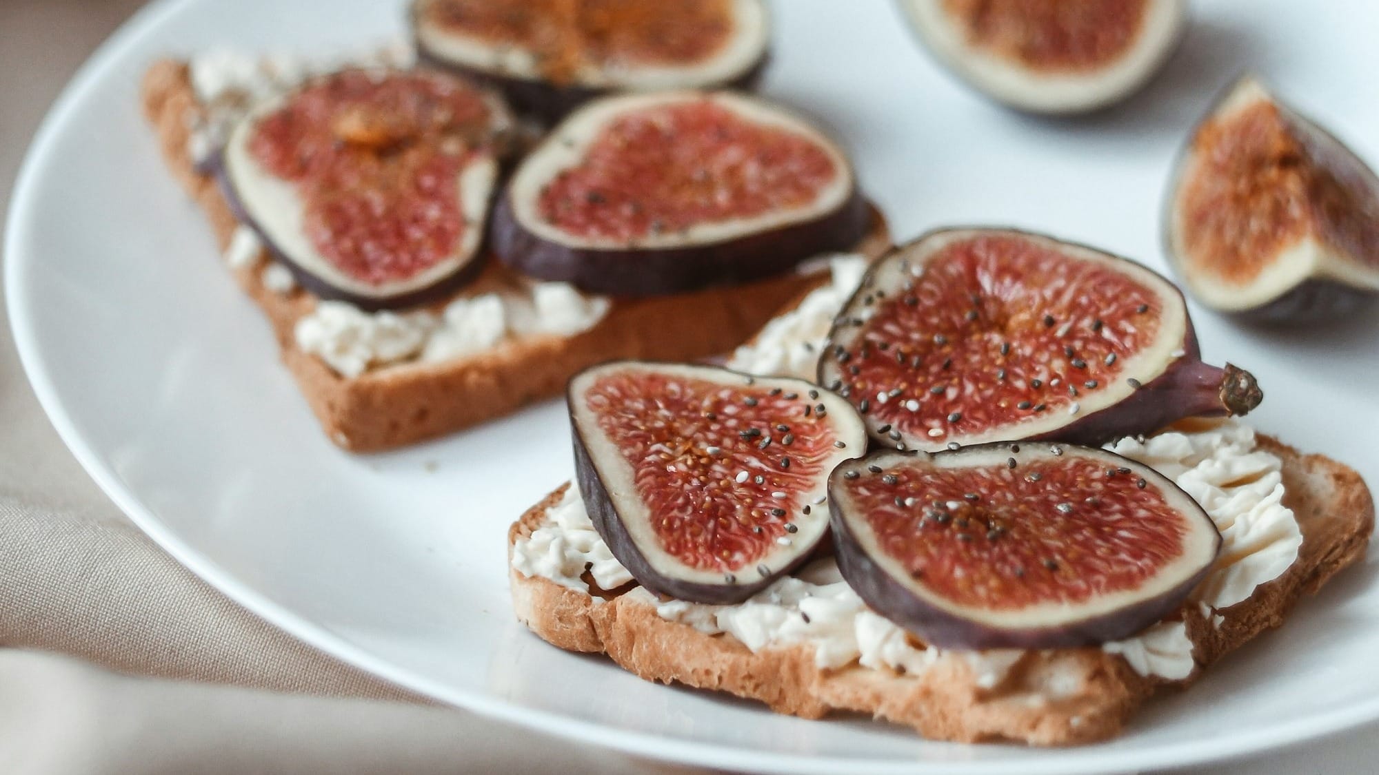 shallow focus photo of dish on white ceramic plate