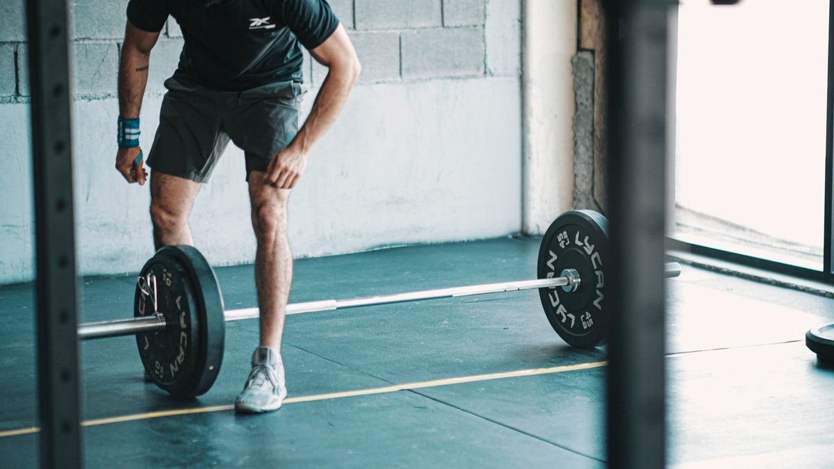 Minimalist Training: The Minimum Effective Dose for Muscle Growth