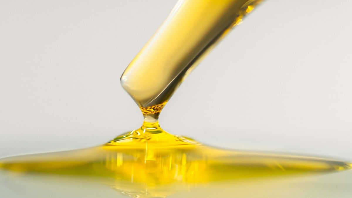Health Benefits of Olive Oil: What the Evidence Shows