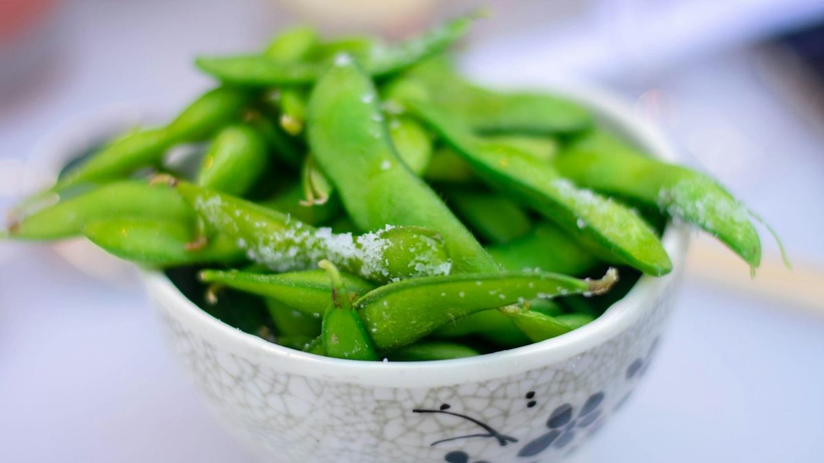 Edamame in a bowl