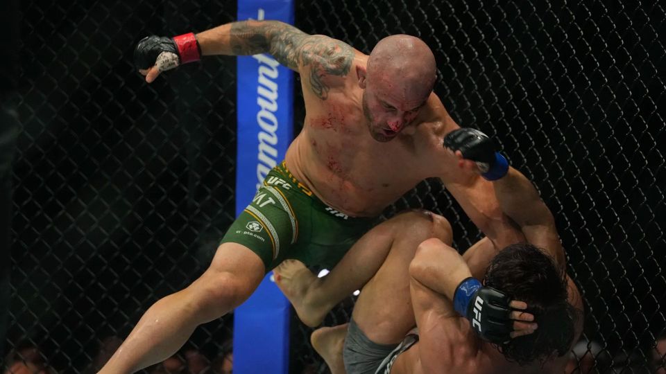 Episode 716: Volkanovski, Yan shine at UFC 333