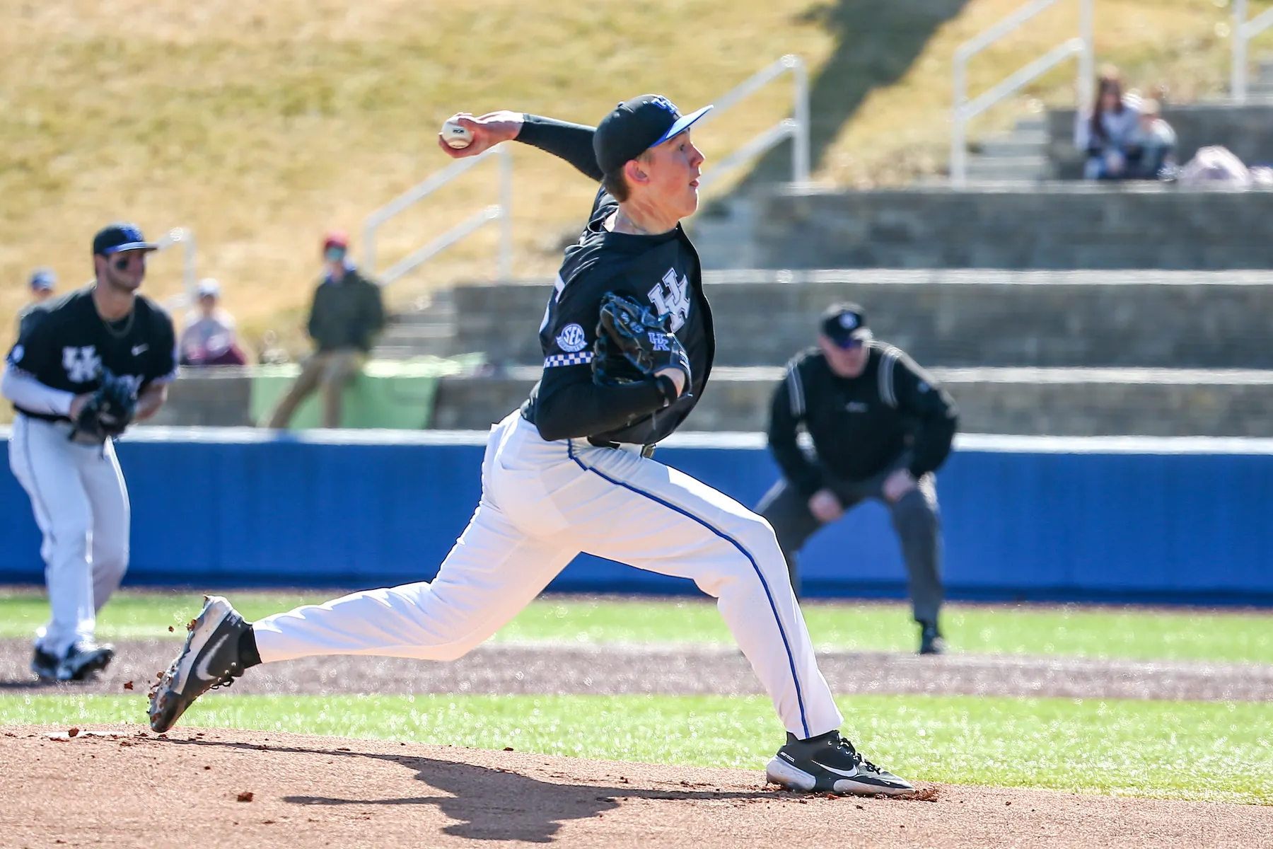 Observations: UK takes season-opening series at Elon