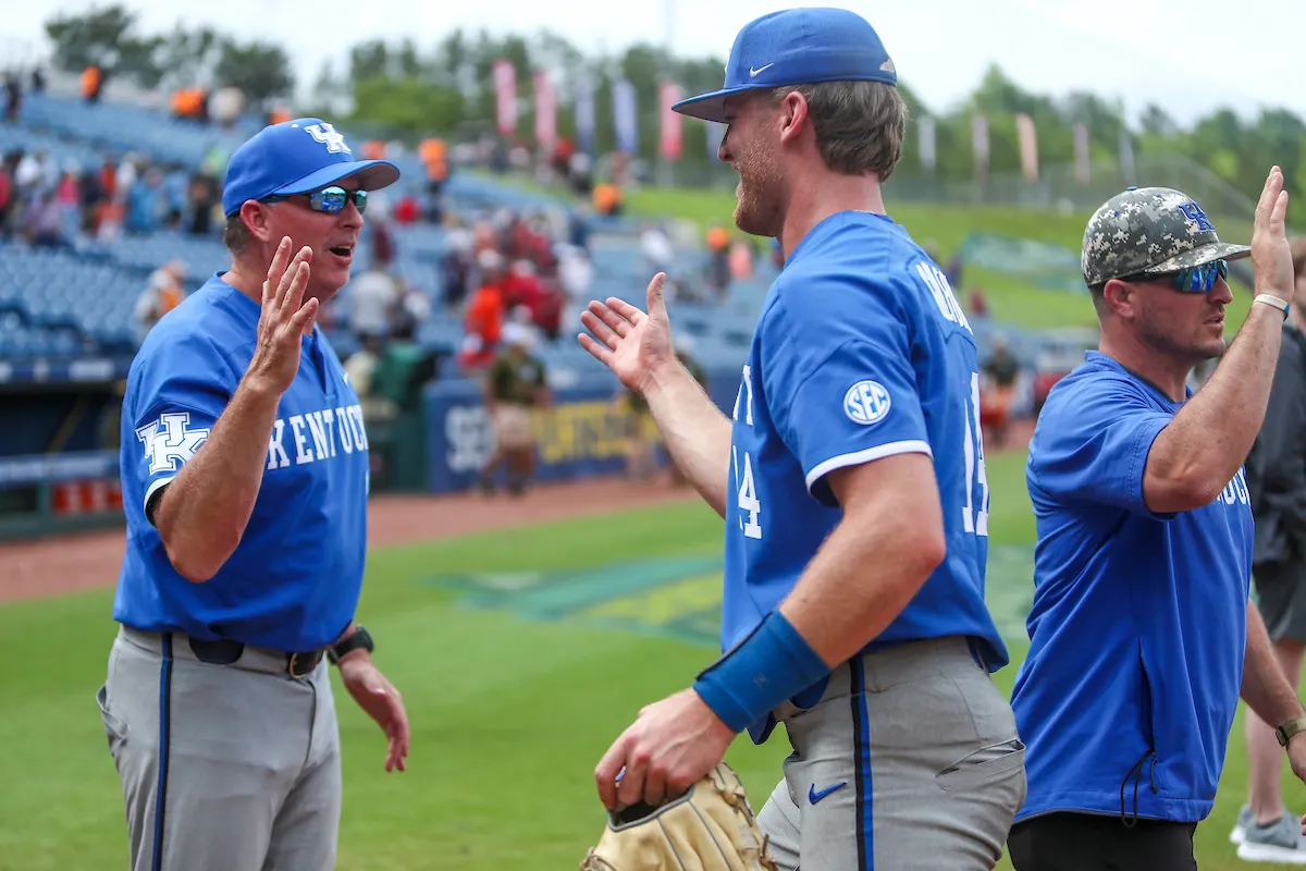 Notebook: Kentucky coaching staff update