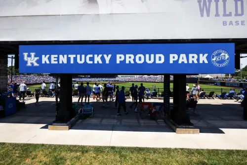 Kentucky hosts top recruit in 2027 class