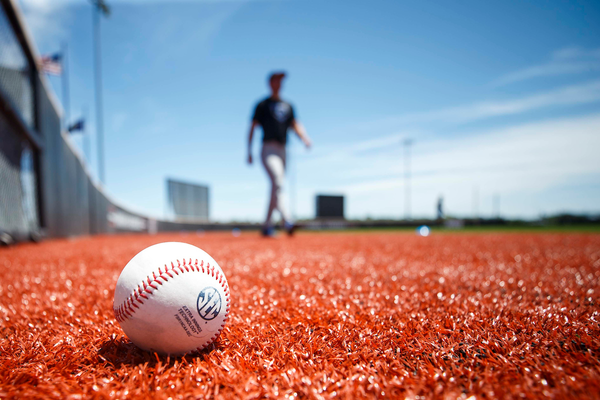 Kentucky rounds out pitching staff with intriguing lefty