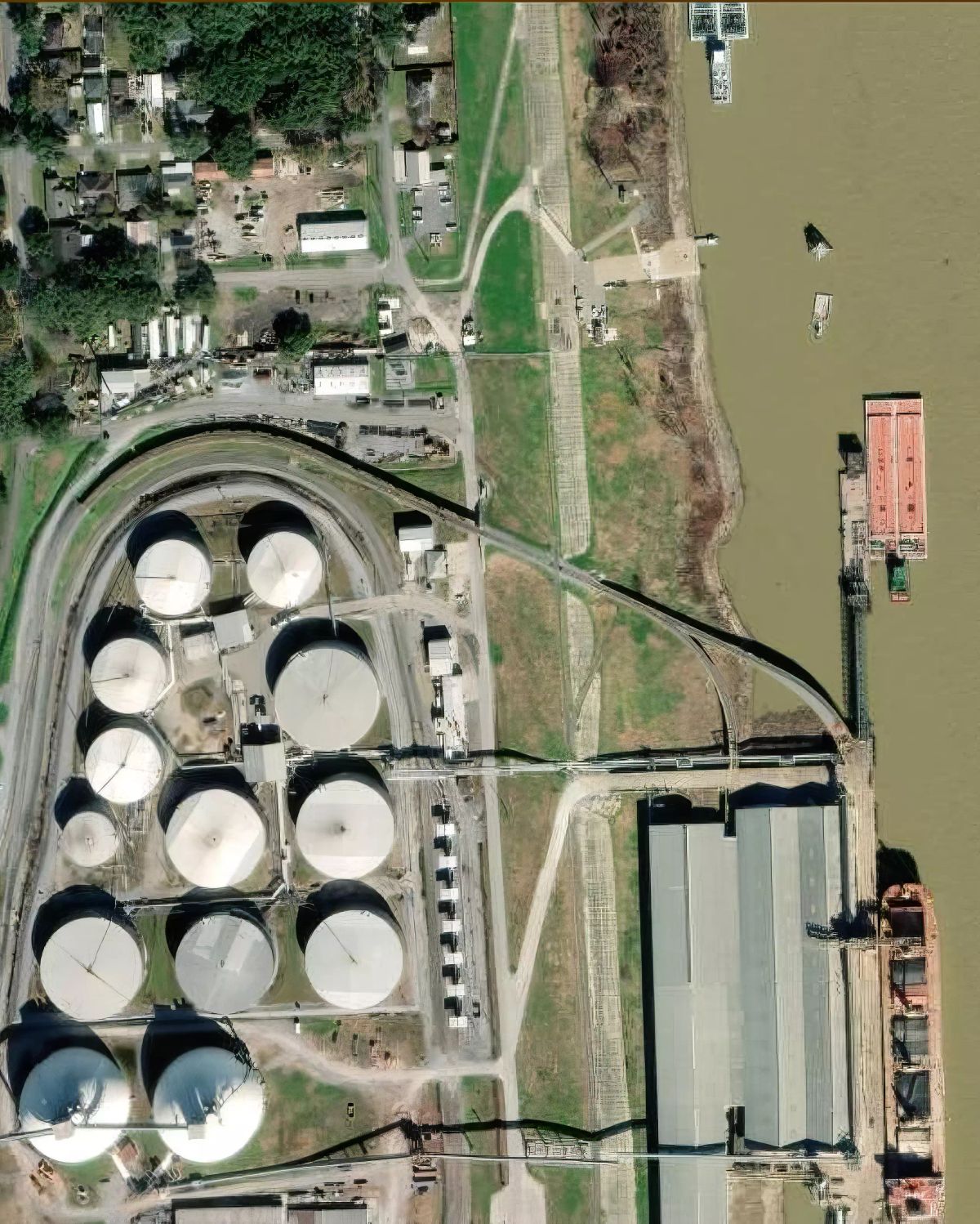 Vapor Recovery System Malfunction Caused River Road Odors, Port Director Says