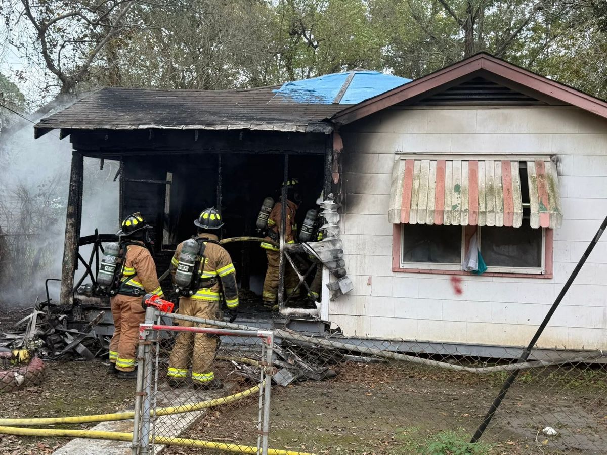 Port Allen House Fire Extinguished on Avenue C