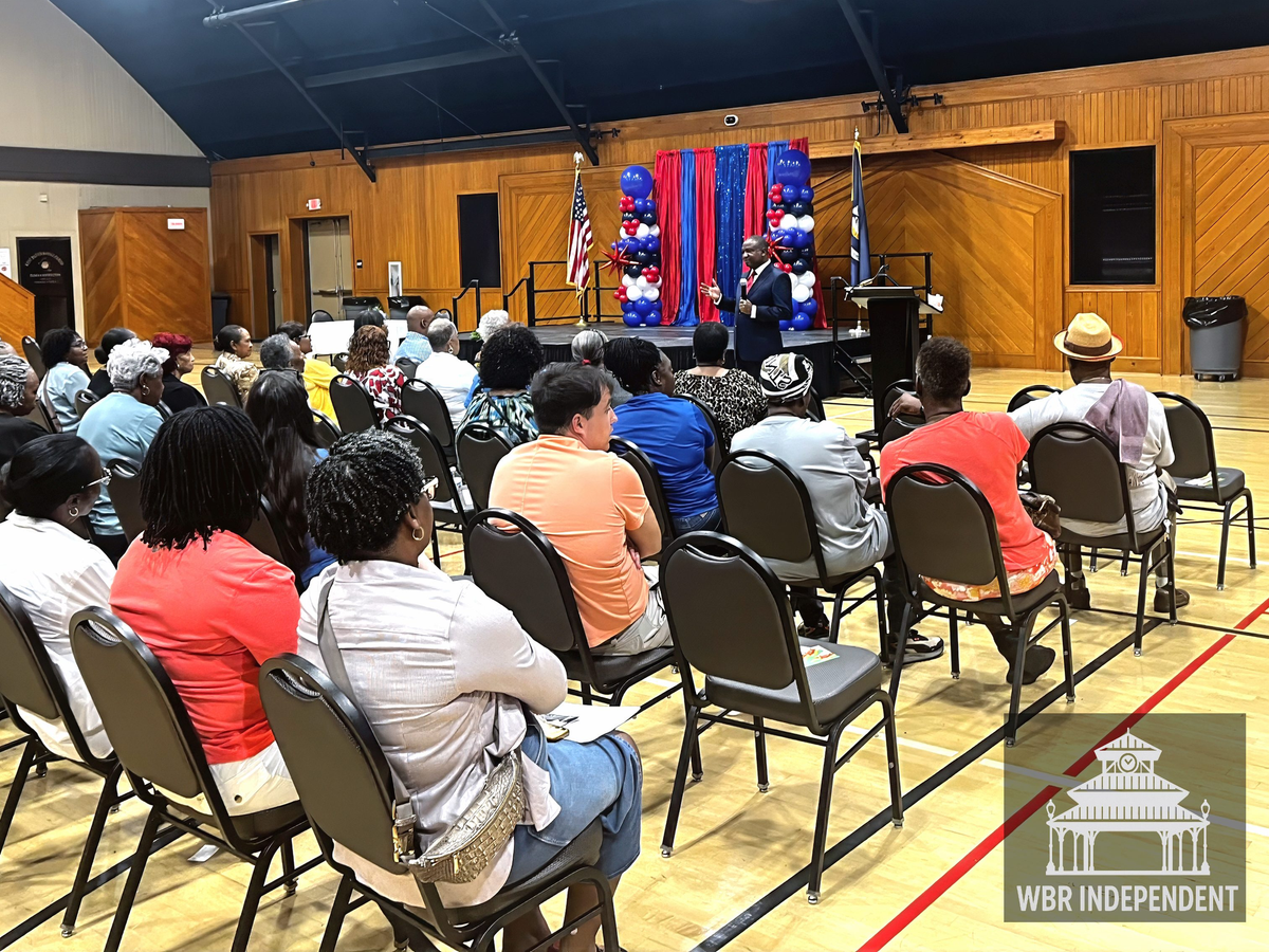 Congressman Fields Brings Federal Updates to Port Allen Town Hall