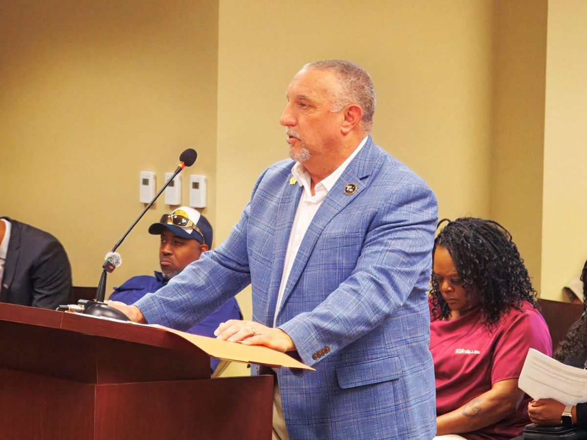Port Allen council lets marshal ordinance die without a vote