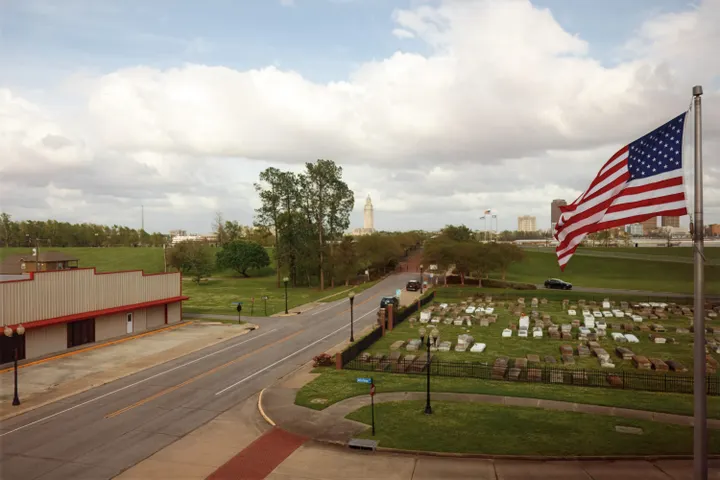 Port Allen City Council Honors Police Officers, Reviews Development Plans